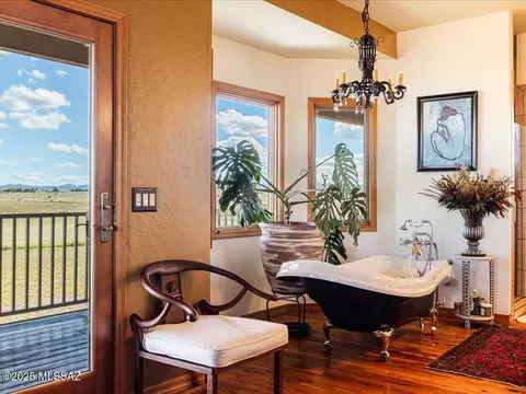 Bath - 139 Lower Elgin Rd, Elgin, AZ 85611 photo 2 of 4
