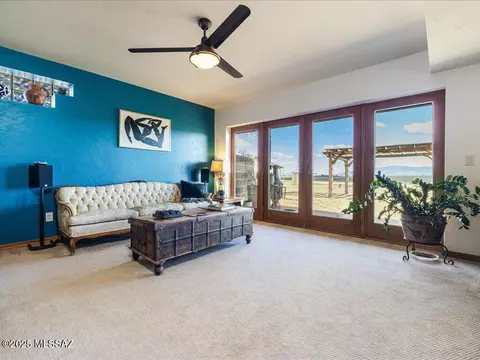 Living - 139 Lower Elgin Rd, Elgin, AZ 85611 photo 6 of 7