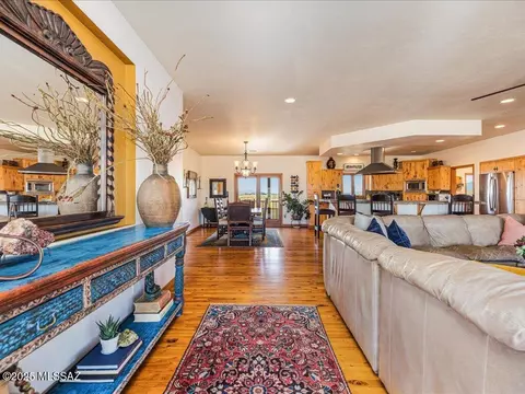 Entry Way - 139 Lower Elgin Rd, Elgin, AZ 85611 photo 1 of 2
