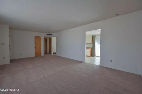 Living - 830 E Halcyon Rd, Tucson, AZ 85719 photo 3 of 3