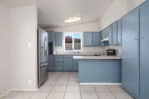 Kitchen - 7328 E 20th St, Tucson, AZ 85710 photo 1 of 4
