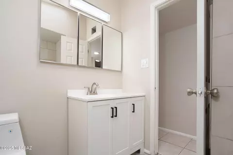 Bath - 7328 E 20th St, Tucson, AZ 85710 photo 2 of 5