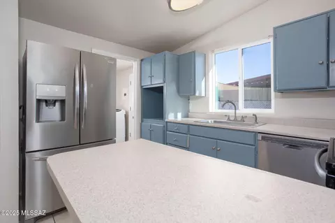 Kitchen - 7328 E 20th St, Tucson, AZ 85710 photo 4 of 4