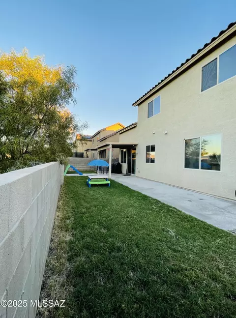 Exterior - 6385 E Boldin Dr, Tucson, AZ 85756 photo 2 of 3