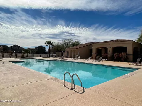 Exterior - 6385 E Boldin Dr, Tucson, AZ 85756 photo 3 of 3