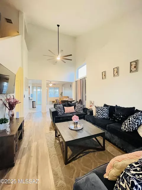 6385 E Boldin Dr, Tucson, AZ 85756