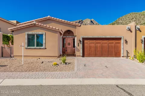 2615 E Via Corta Dei Fiori, Tucson, AZ 85718