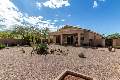 Exterior - 793 E Blue Rock Way, Vail, AZ 85641 photo 4 of 7