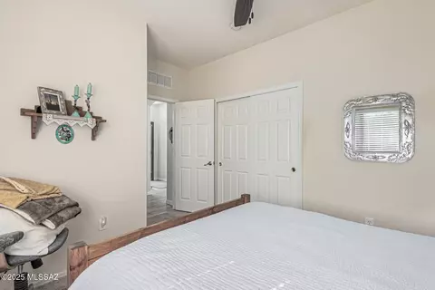 Bedroom - 793 E Blue Rock Way, Vail, AZ 85641 photo 5 of 5