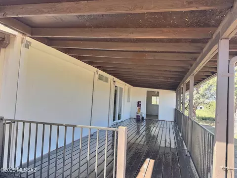 1098 E Katie Ln, Benson, AZ 85602 photo 3