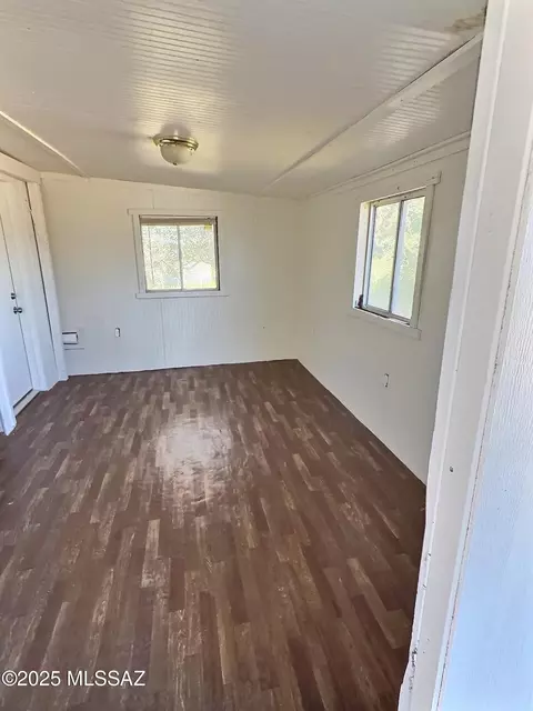 1098 E Katie Ln, Benson, AZ 85602 photo 5
