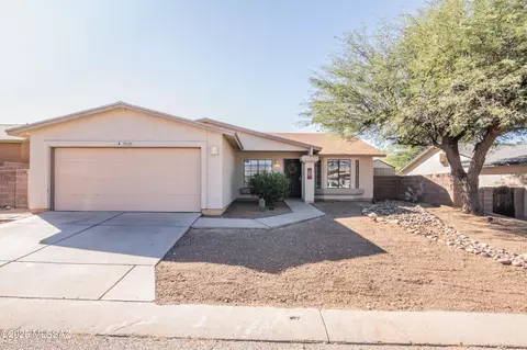 10020 E Lucille Dr, Tucson, AZ 85730