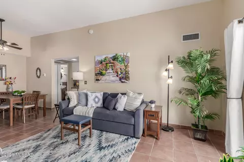 7932 E Colette Cir #98, Tucson, AZ 85710