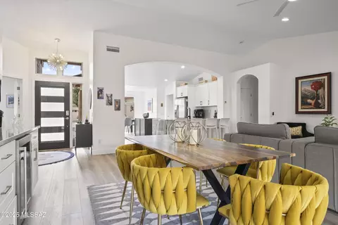 62230 E Iron Crest Dr, Tucson, AZ 85739