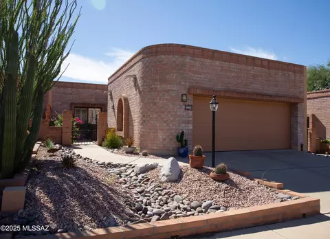 6862 E Via Vigna, Tucson, AZ 85750