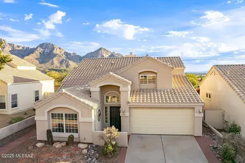 1320 Equinox Pl, Tucson, AZ 85737