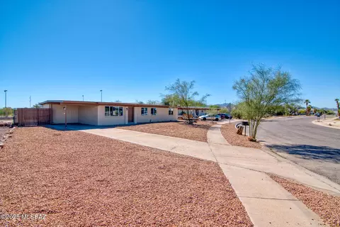 3185 W Shumaker Dr, Tucson, AZ 85741