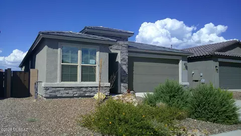 12041 E Bohlman Dr, Vail, AZ 85641