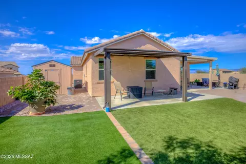 Exterior - 10838 E Painted Mesa Pl, Vail, AZ 85641 photo 7 of 10