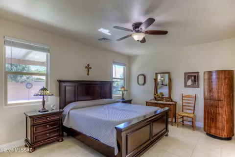 Bedroom - 10838 E Painted Mesa Pl, Vail, AZ 85641 photo 1 of 4