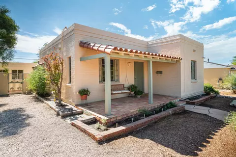 2910 E Lester St, Tucson, AZ 85716