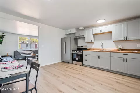 3872 S Evergreen Ave, Tucson, AZ 85730
