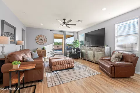 Living - 14282 E Hub Dr, Vail, AZ 85641 photo 1 of 2