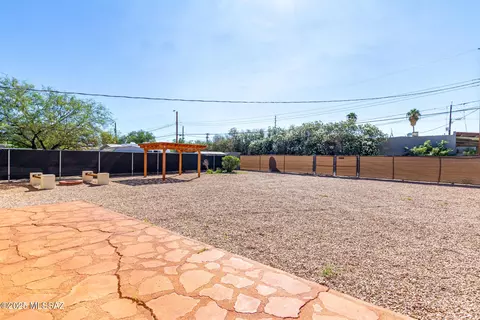Exterior - 5402 E 28th St, Tucson, AZ 85711 photo 7 of 11