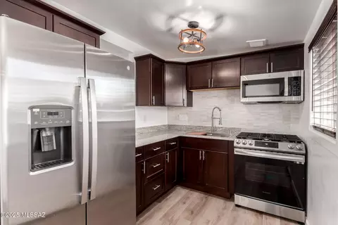 Kitchen - 5402 E 28th St, Tucson, AZ 85711 photo 1 of 3