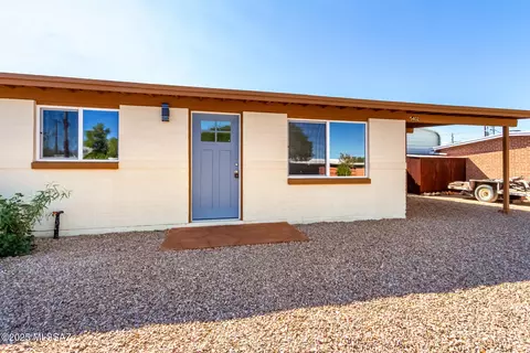 Exterior - 5402 E 28th St, Tucson, AZ 85711 photo 6 of 11