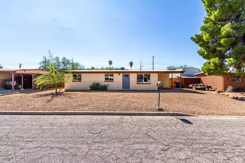 Exterior - 5402 E 28th St, Tucson, AZ 85711 photo 3 of 11
