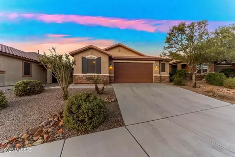 11726 W Boll Bloom Dr, Marana, AZ 85653