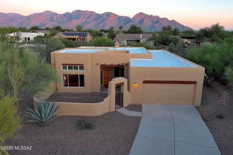 11720 N Diamond Cholla Pl, Tucson, AZ 85737