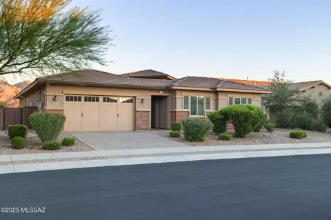 13492 N Silver Cassia Pl, Tucson, AZ 85755