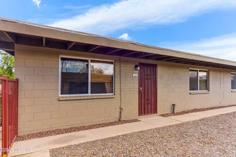 2861 N Columbus Blvd #44, Tucson, AZ 85712