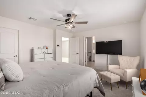 Bedroom - 11989 E Chamrod Dr, Vail, AZ 85641 photo 3 of 5