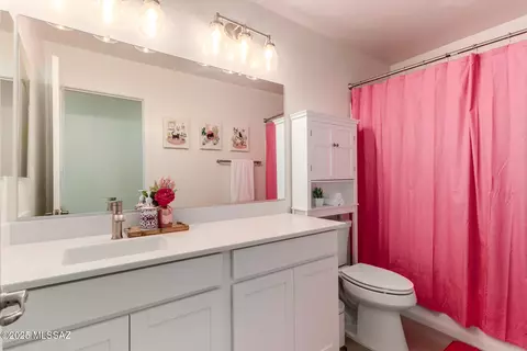 Bath - 11989 E Chamrod Dr, Vail, AZ 85641 photo 3 of 3