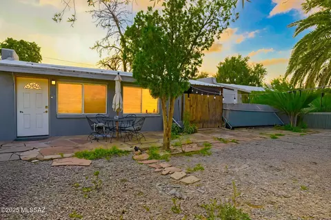 3738 E Shepherd Pl, Tucson, AZ 85713