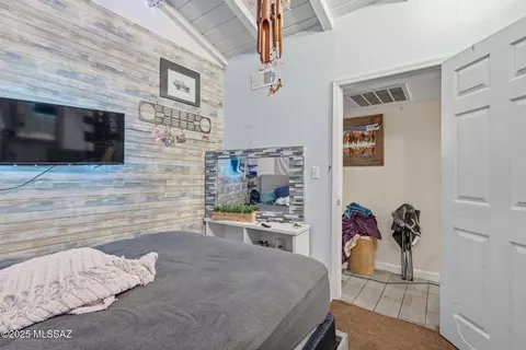 Bedroom - 3738 E Shepherd Pl, Tucson, AZ 85713 photo 1 of 1