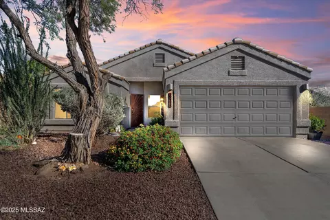 8441 S Via De Roberto, Tucson, AZ 85747