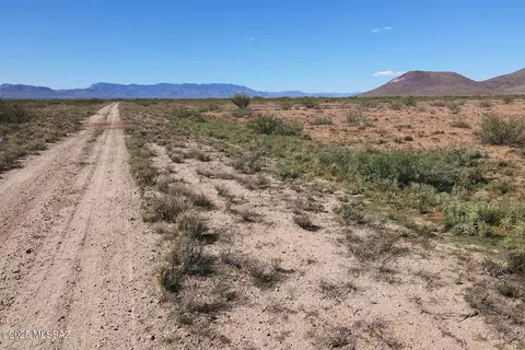 1 Acre Saddle Dr, Willcox, AZ 85643 photo 13