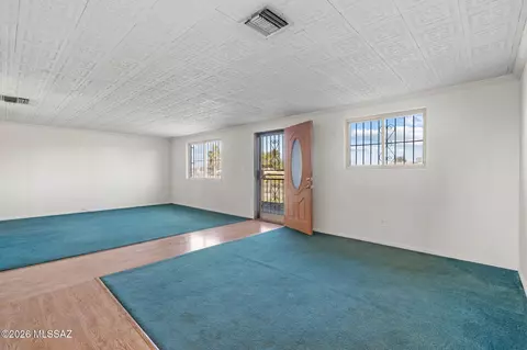 Living - 4440 E Drexel Rd, Tucson, AZ 85706 photo 4 of 4