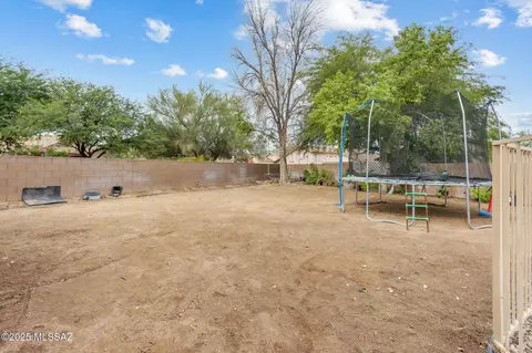 Exterior - 8805 E Lions Spring Pl, Tucson, AZ 85747 photo 4 of 7