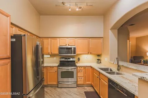 7745 E Pristine Pl, Tucson, AZ 85750 photo 6
