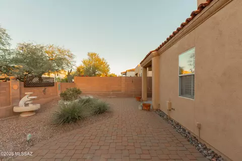 7745 E Pristine Pl, Tucson, AZ 85750 photo 13