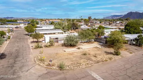 6310 N Quince Way, Tucson, AZ 85741