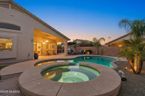 12915 E Wild Horse Corral Dr, Vail, AZ 85641