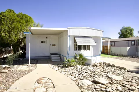 6330 N Orange Blossom Ln, Tucson, AZ 85741