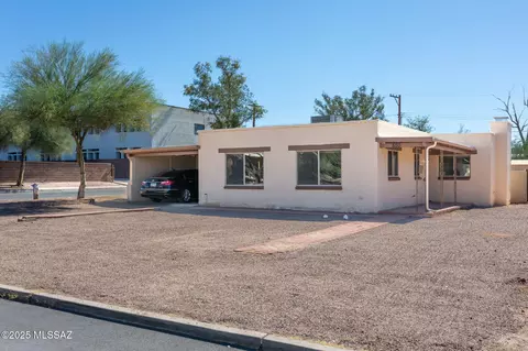 850 E Seneca St, Tucson, AZ 85719
