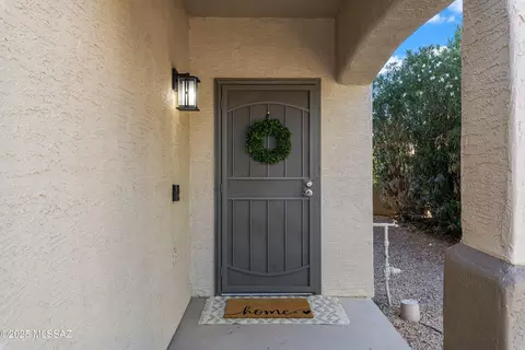 Entry Way - 3592 E Felix Blvd, Tucson, AZ 85706 photo 1 of 4